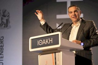 Ασπίδα στην ακρίβεια από τον Αλέξη Τσίπρα